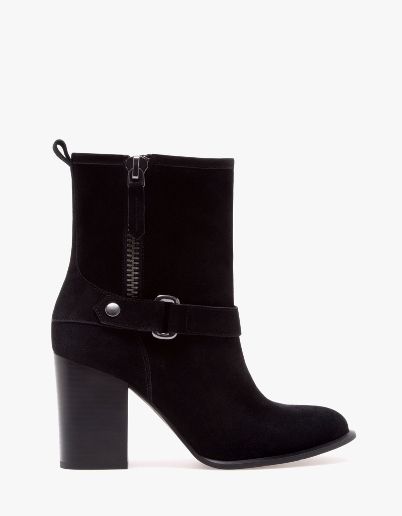 Боти Страдивариус