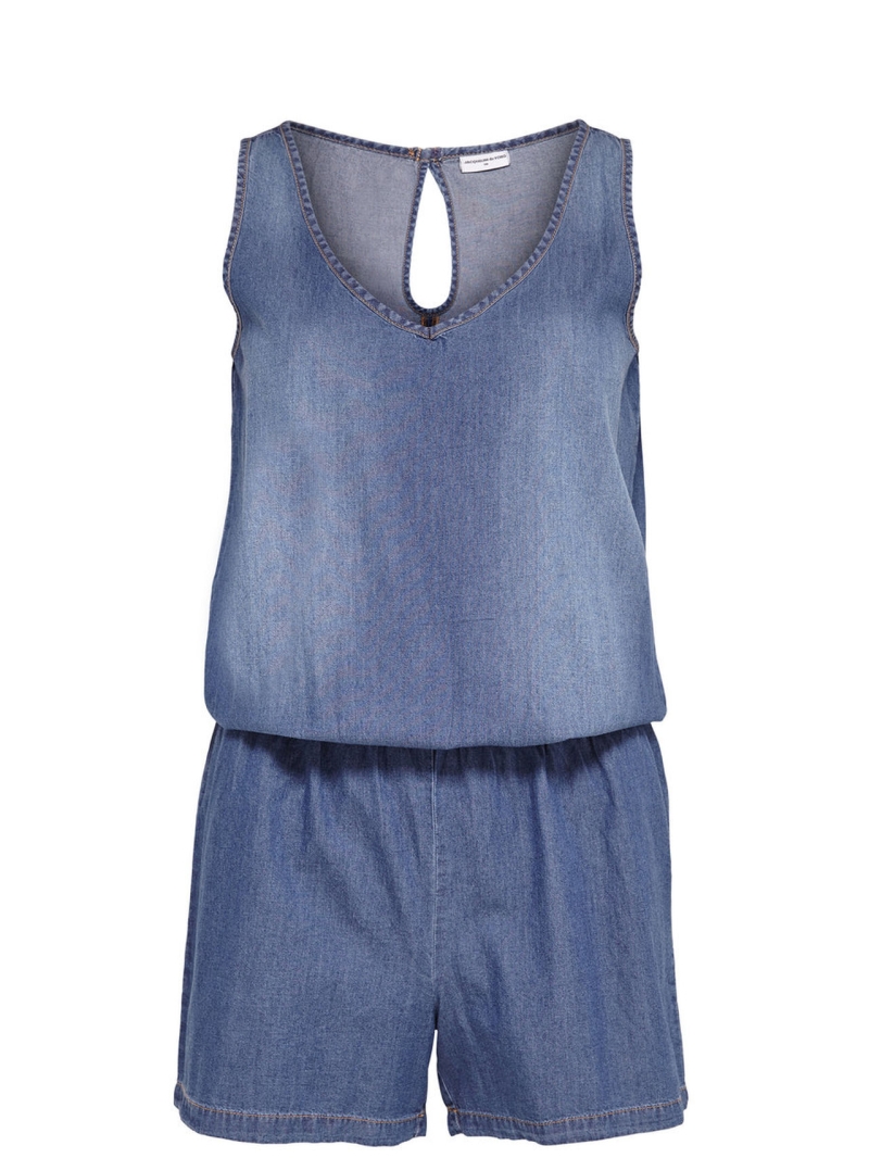 Jacqueline de Yong  dress