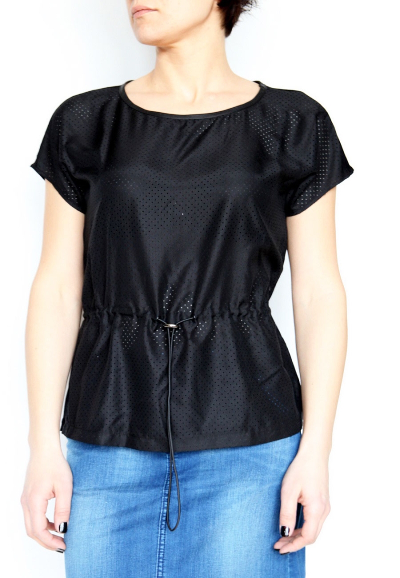 Vero Moda Perforia top