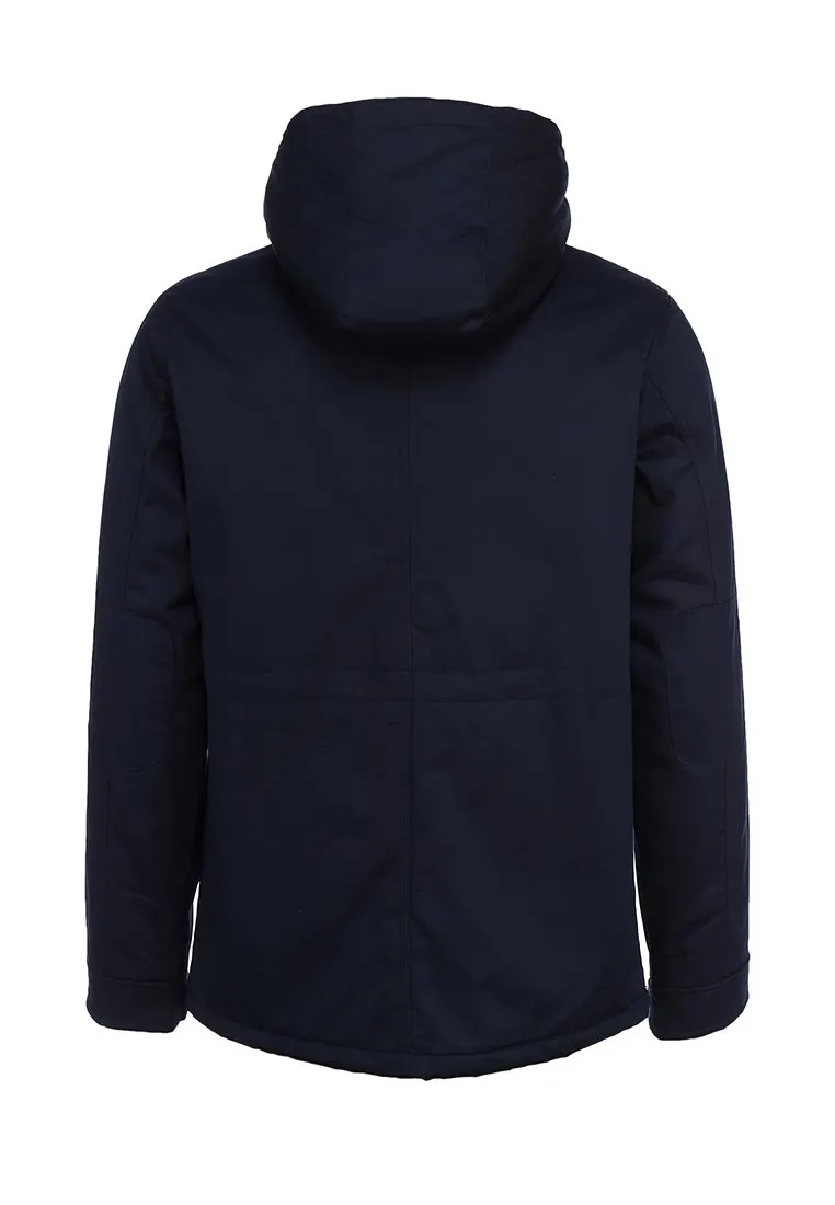 Яке Outfitters nation