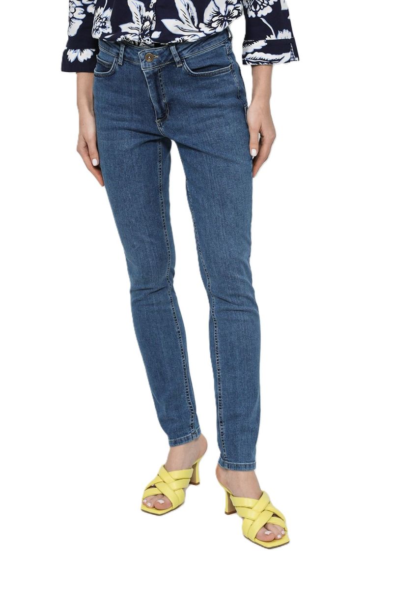 Дънки More & More